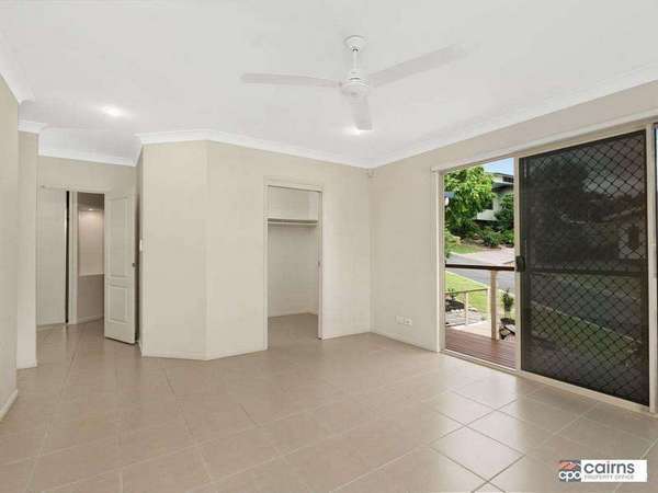 13 Claridge Close, Mount Sheridan - Thumbnail 7