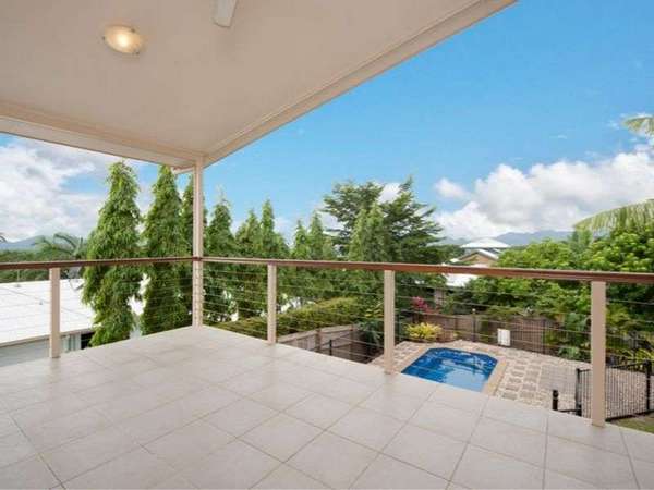 13 Claridge Close, Mount Sheridan - Thumbnail 2