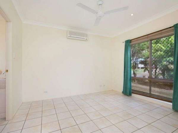 4 Alpinia Terrace, Mount Sheridan - Thumbnail 8