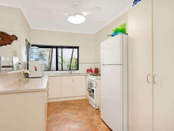 19 Foxtail Street, Mount Sheridan - Thumbnail 2