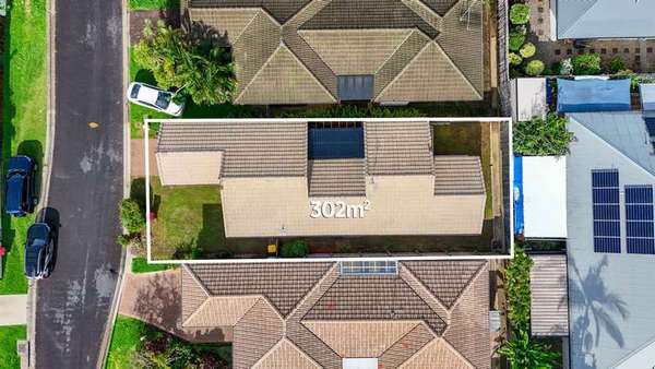 58 Silky Oak Court, Mooroobool - Thumbnail 2