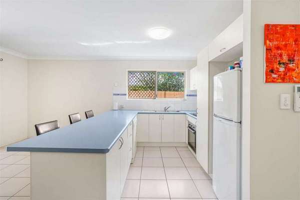 32 Coolamon Terrace, Mount Sheridan - Thumbnail 2