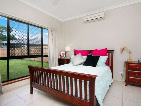 24 Timberlea Drive East, Bentley Park - Thumbnail 6