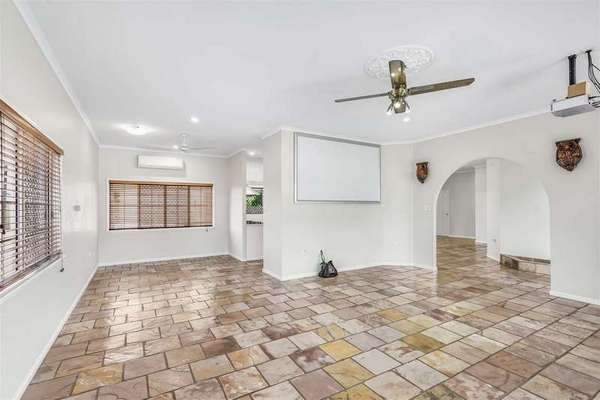 209 Robert Road, Bentley Park - Thumbnail 7