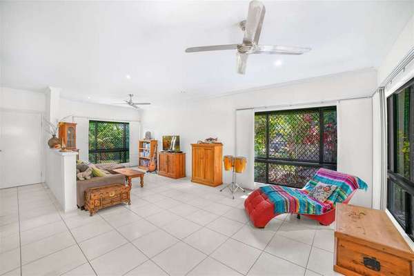 14 Coolamon Terrace, Mount Sheridan - Thumbnail 2