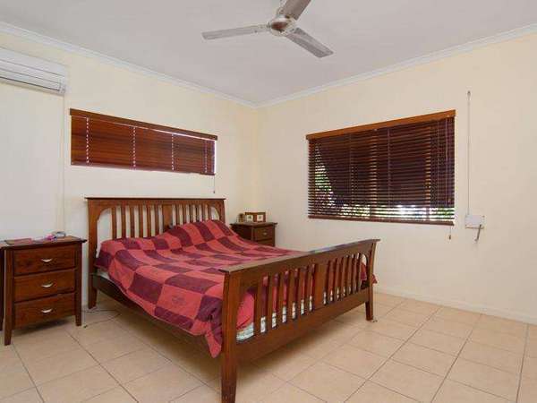 24 Roma Close, Mount Sheridan - Thumbnail 8