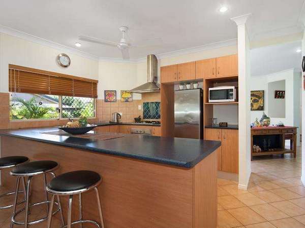 27 Alpinia Terrace, Mount Sheridan - Thumbnail 7