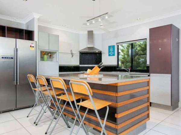 7 Rosella Close, Mount Sheridan - Thumbnail 2