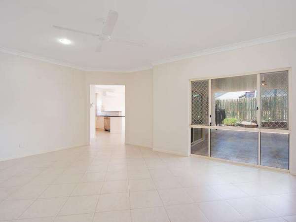 12 Matisia Close, Mount Sheridan - Thumbnail 6