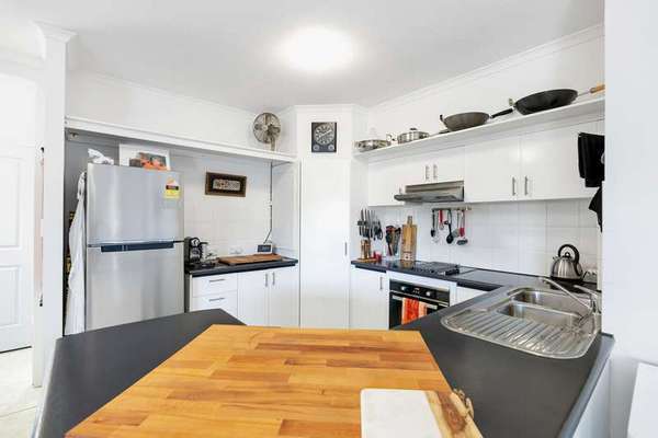 3/5 James Street, Cairns North - Thumbnail 5