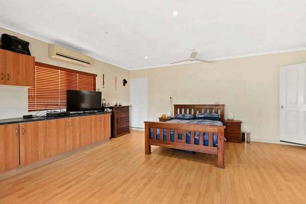 13 De Vecchi Close, Edmonton - Thumbnail 7
