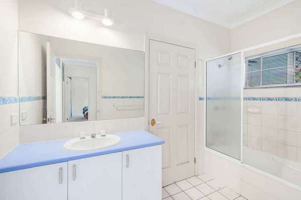 11 Myrtle Close, Mount Sheridan - Thumbnail 5