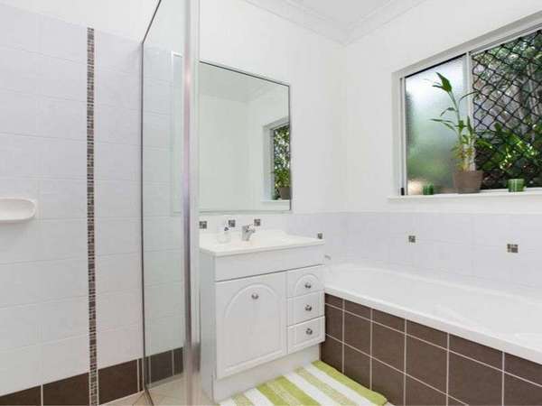 6 Rosella Close, Mount Sheridan - Thumbnail 7