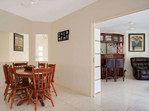 7 Redheart Close, Mount Sheridan - Thumbnail 7