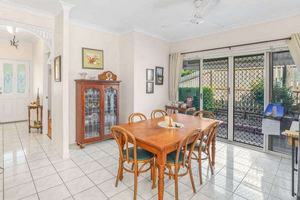 8 Staten Close, Mount Sheridan - Thumbnail 5