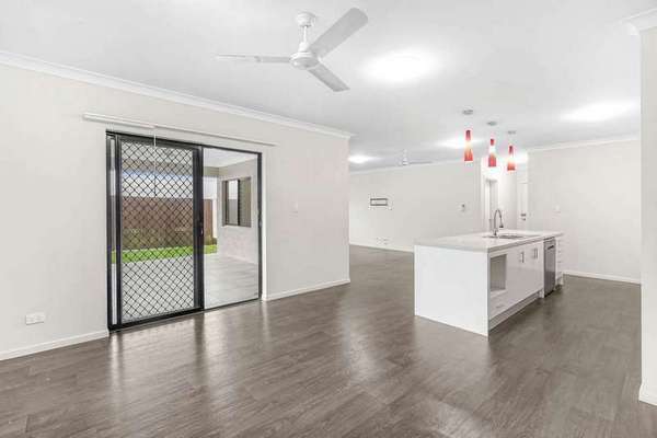 131 Fitzmaurice Drive, Bentley Park - Thumbnail 3