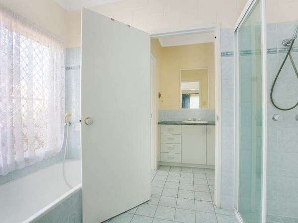 2 Scout Court, Mount Sheridan - Thumbnail 7