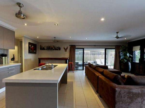 11 Alderman Street, Mount Sheridan - Thumbnail 8