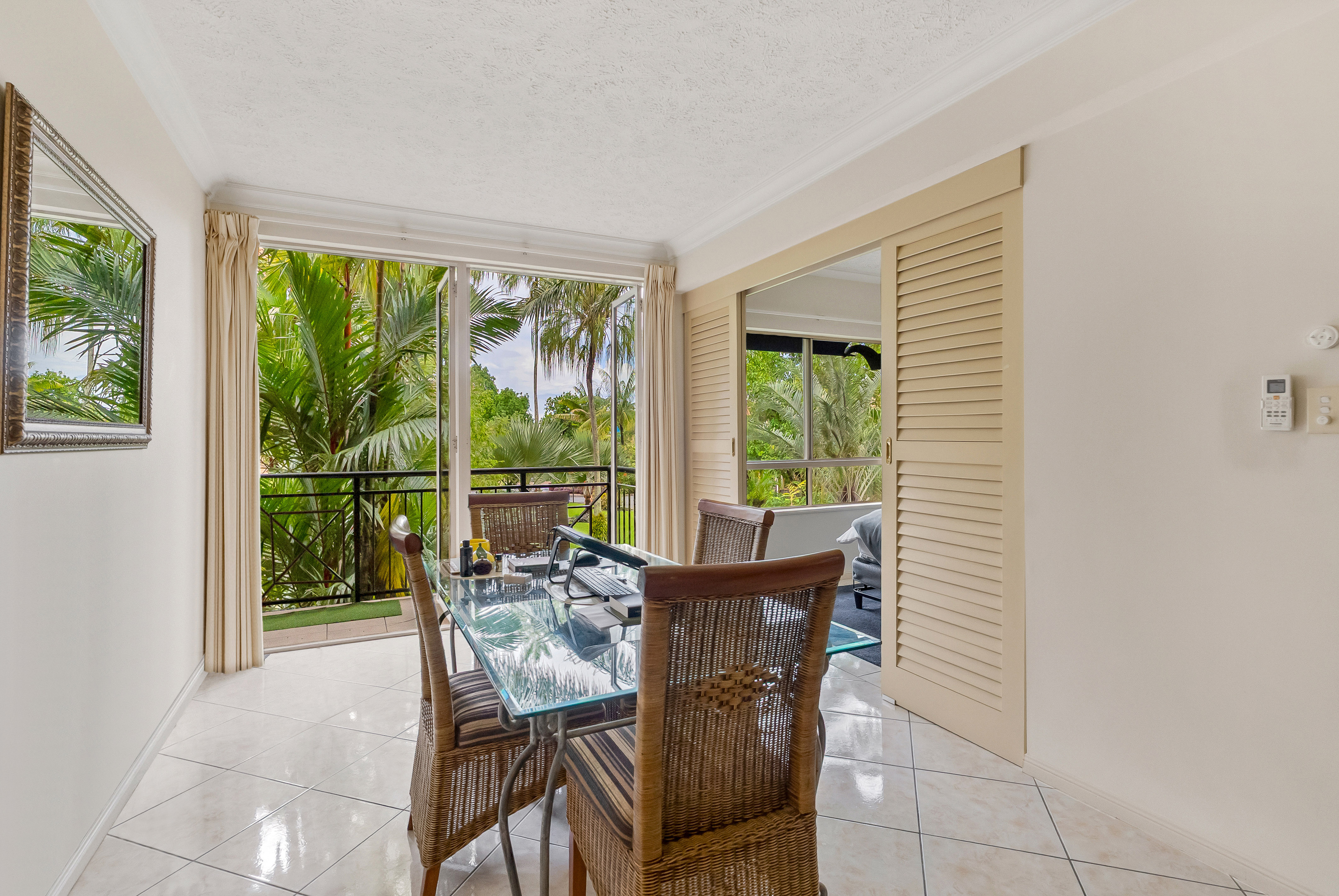 808/2-10 Greenslopes Street, Cairns North - Thumbnail 5