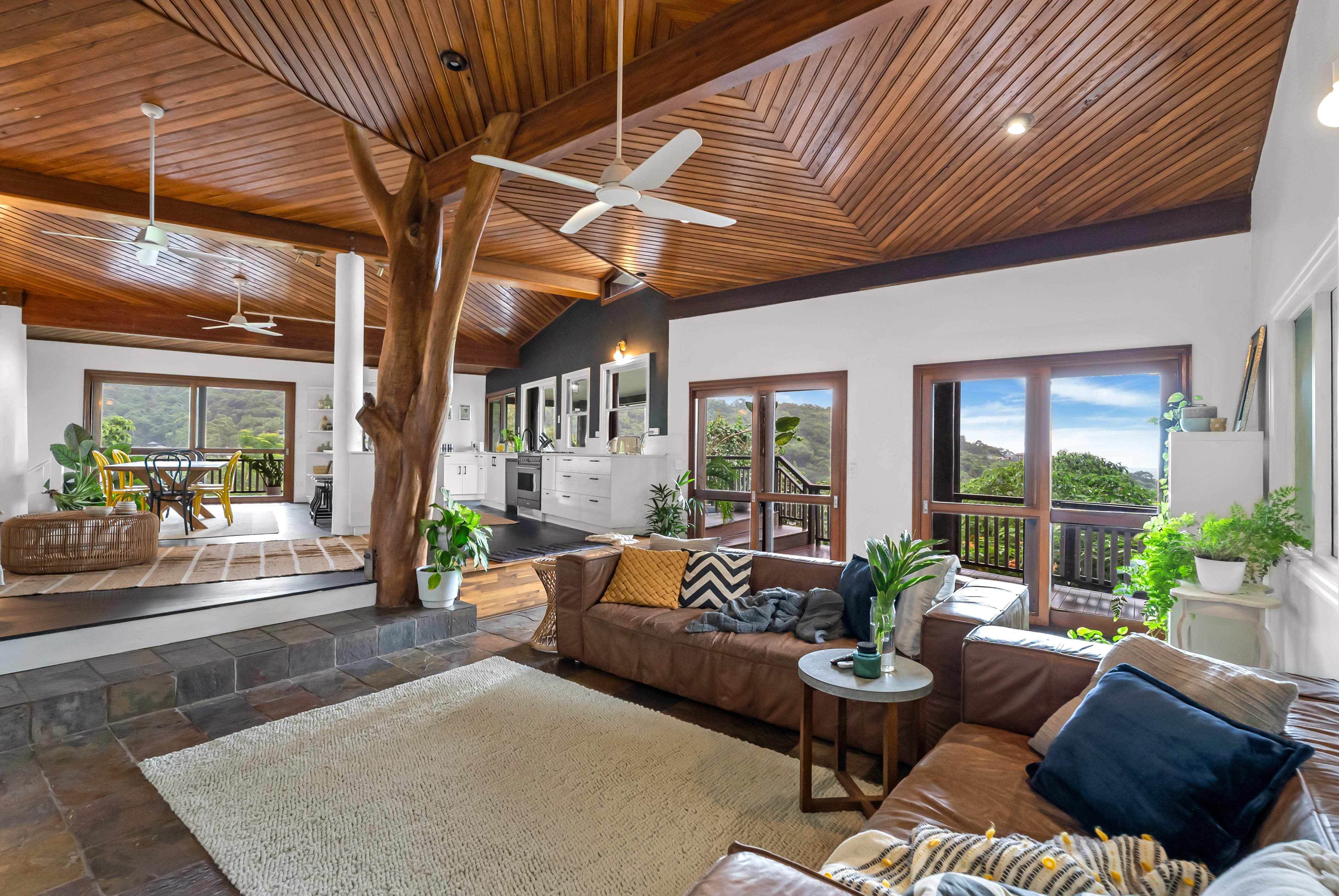255-259 Toogood Road, Bayview Heights - Image 1