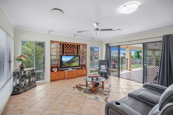 27 Foxtail Street, Mount Sheridan - Thumbnail 6