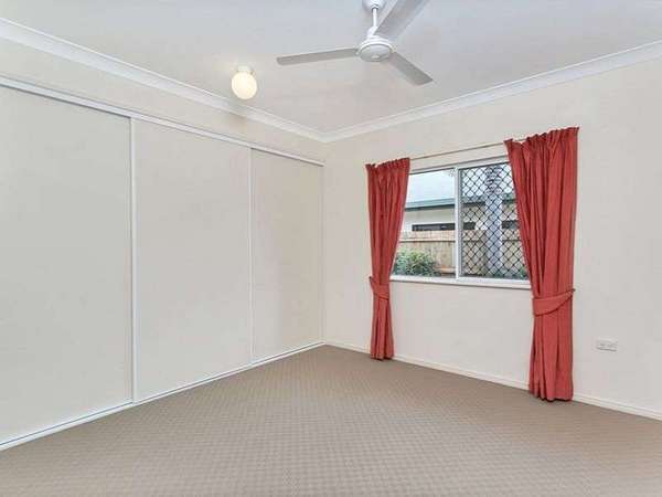 27 Madigans Drive, Mount Sheridan - Thumbnail 6