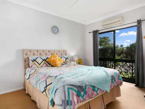 22 Coolamon Terrace, Mount Sheridan - Thumbnail 8