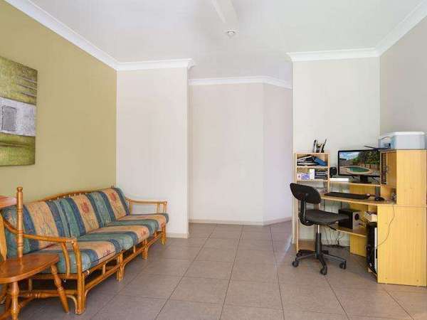 75 Monsoon Terrace, Mount Sheridan - Thumbnail 8