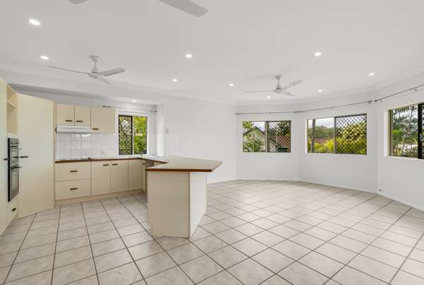 12 Daintree Close, Mount Sheridan - Thumbnail 6