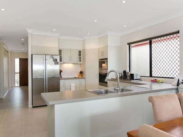 33 Woodrose Drive, Mount Sheridan - Thumbnail 2