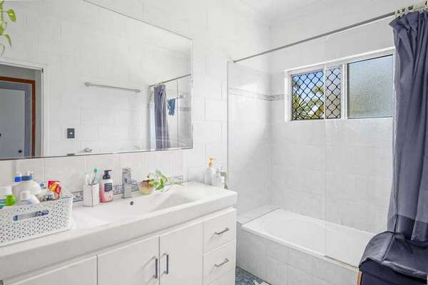 17 Harlequin Street, White Rock - Thumbnail 6
