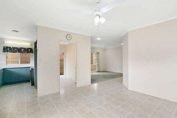 8 Bromley Close, Mount Sheridan - Thumbnail 3