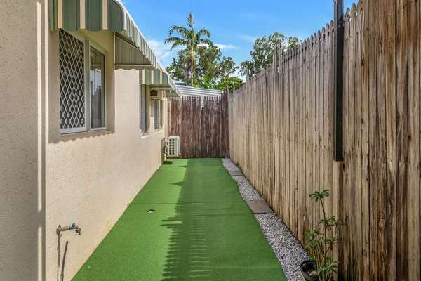 3/12 Ingham Court, Mooroobool - Thumbnail 5