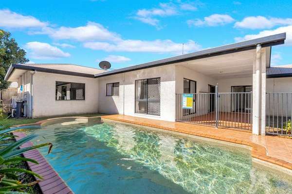 11 Bromley Close, Mount Sheridan - Thumbnail 2