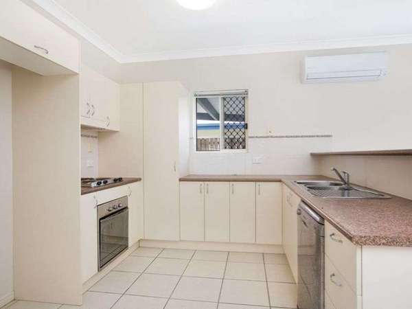 11 Lakefield Street, Mount Sheridan - Thumbnail 2