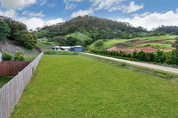 45 Treetop Drive, Mount Sheridan - Image 1