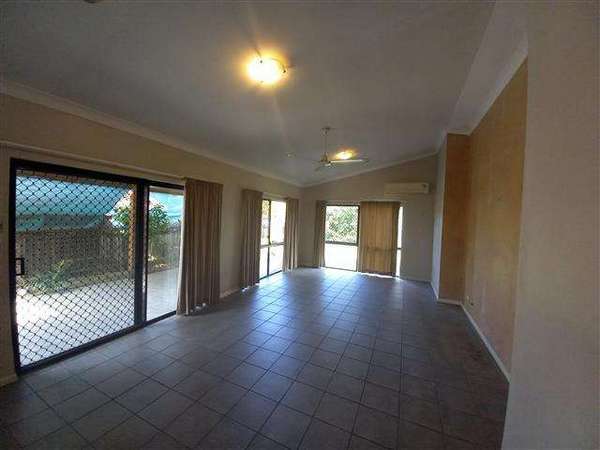 3 Staten Close, Mount Sheridan - Thumbnail 6