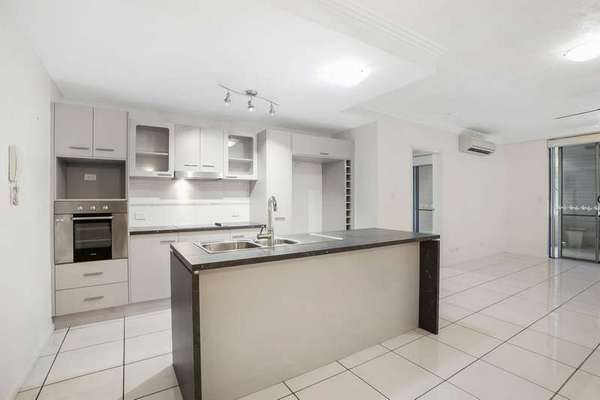 36/9-15 McLean Street, Cairns North - Thumbnail 2