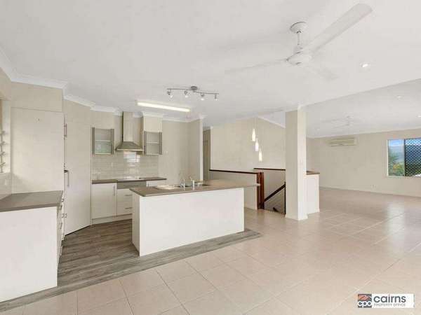 13 Claridge Close, Mount Sheridan - Thumbnail 4