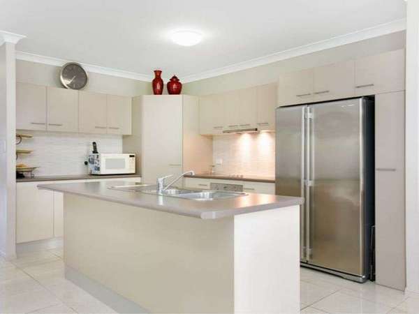 9 Anniebuka Close, Bentley Park - Thumbnail 2