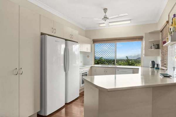 67 Verbena Drive, Mount Sheridan - Thumbnail 2
