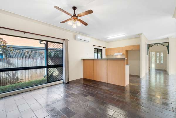 12 Kensington Close, Mount Sheridan - Thumbnail 6