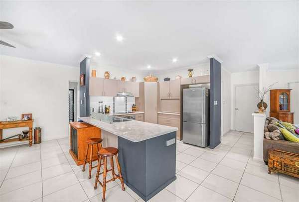 14 Coolamon Terrace, Mount Sheridan - Thumbnail 3