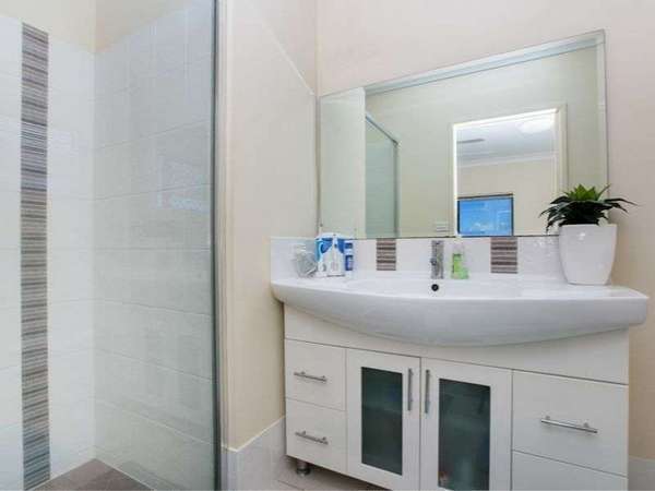 27 Monsoon Terrace, Mount Sheridan - Thumbnail 8