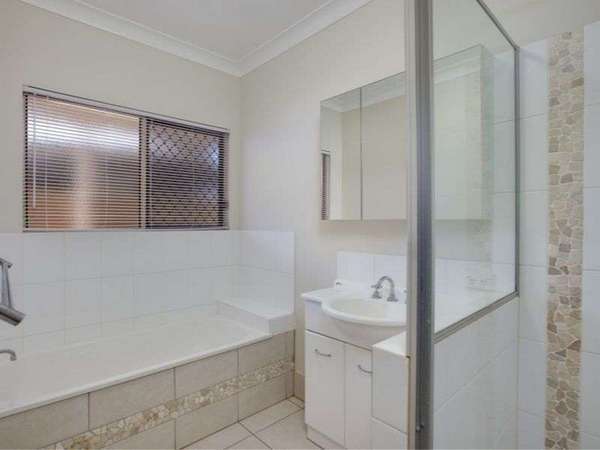 1 Pascoe Close, Mount Sheridan - Thumbnail 8