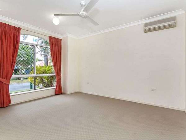 27 Madigans Drive, Mount Sheridan - Thumbnail 7