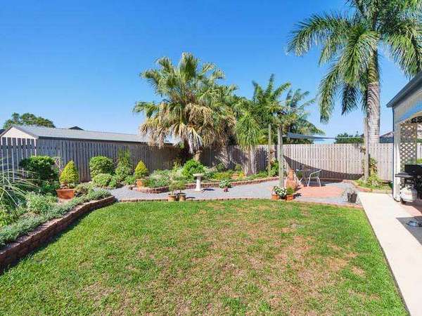 8 Staten Close, Mount Sheridan - Thumbnail 3