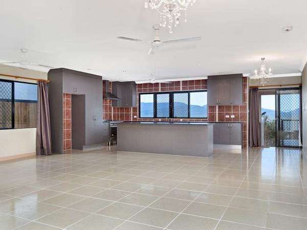 13 Alderman Street, Mount Sheridan - Thumbnail 8