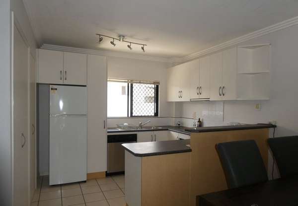 9/163-165 Martyn Street, Manunda - Thumbnail 3