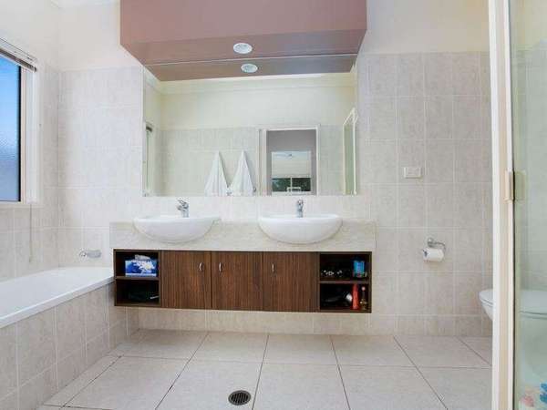 15 Bulba Street, Caravonica - Thumbnail 8
